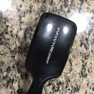 Infinity pro conair streightening brush. Used once